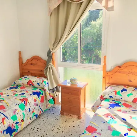Apartamento C12 *